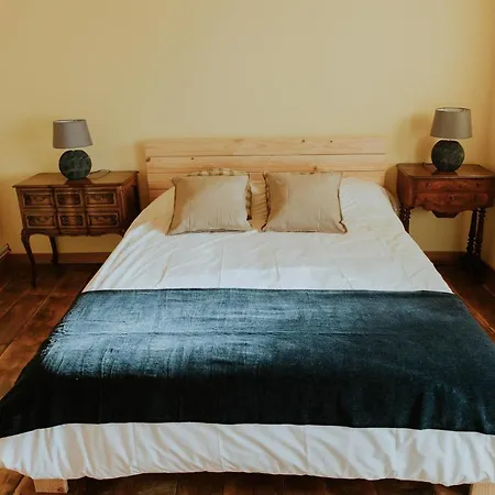 Casa De La Era, Grande, De Adobe, Con Patio Y Bodega Ferienhaus Fontanil de Los Oteros