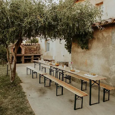 Casa De La Era, Grande, De Adobe, Con Patio Y Bodega