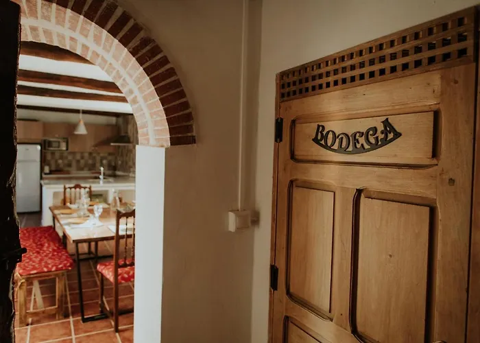 Casa De La Era, Grande, De Adobe, Con Patio Y Bodega Дом отдыха