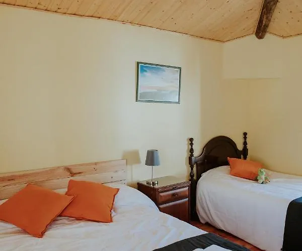 Casa De La Era, Grande, De Adobe, Con Patio Y Bodega